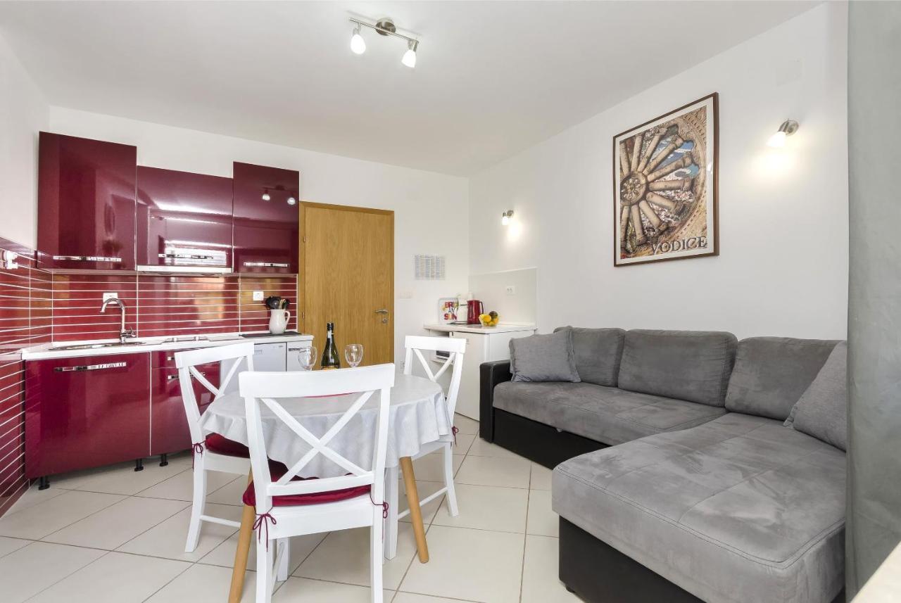 Apartment Mare Srima Eksteriør bilde