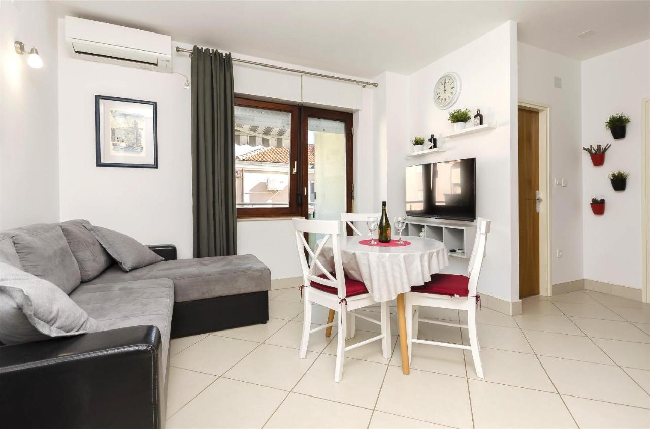 Apartment Mare Srima Eksteriør bilde